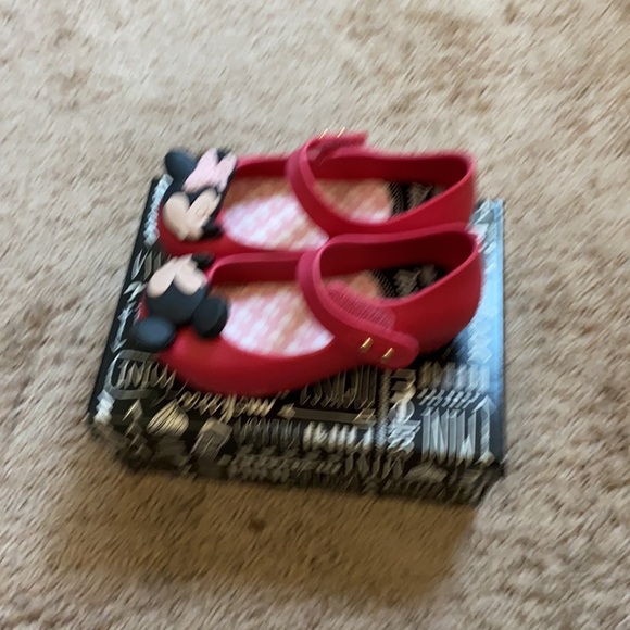 Mini Melissa - Picture 4 of 4